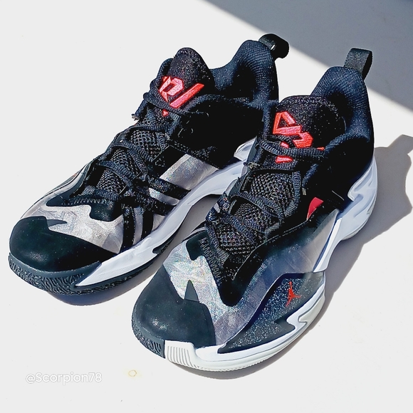 Jordan One Take 3 Streetwear/Basketball Shoes Size 6 Youth/7.5 Women - Picture 6 of 10